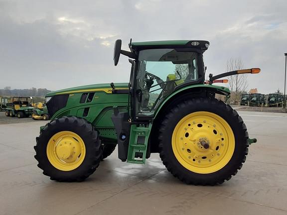 Image of John Deere 6R 155 equipment image 4