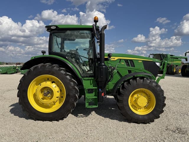 Image of John Deere 6R 155 equipment image 3