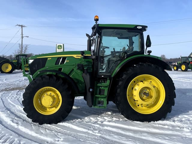 Image of John Deere 6R 155 equipment image 2