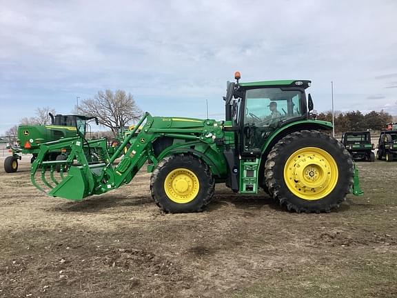 Image of John Deere 6R 155 equipment image 3