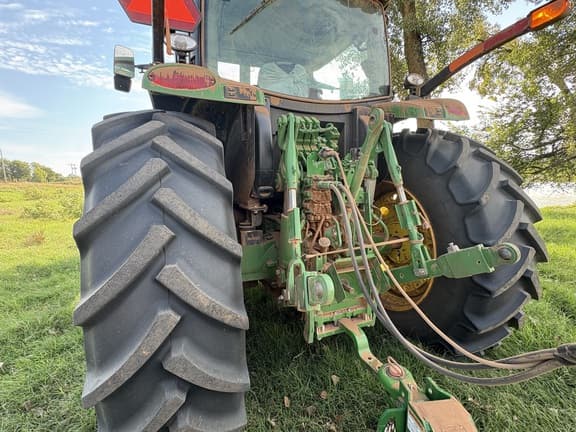 Image of John Deere 6R 155 equipment image 4