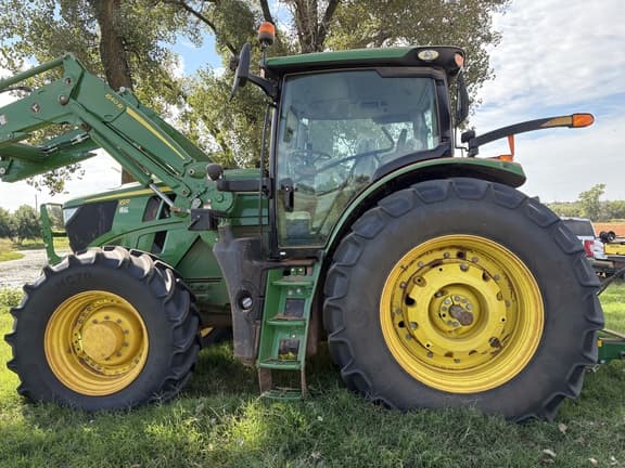Image of John Deere 6R 155 equipment image 2