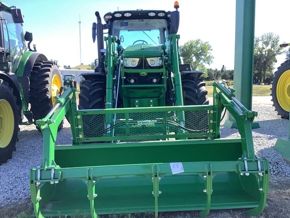 Image of John Deere 6R 155 equipment image 2