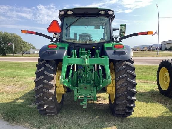 Image of John Deere 6R 155 equipment image 4