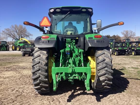 Image of John Deere 6R 155 equipment image 4