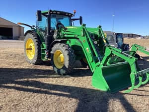 2022 John Deere 6R 155 Image