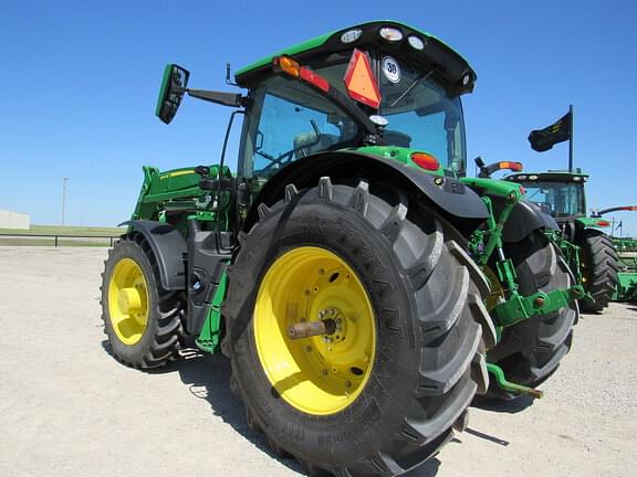 Image of John Deere 6R 165 equipment image 2