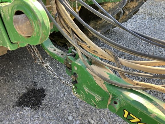 Image of John Deere 6R 175 equipment image 4