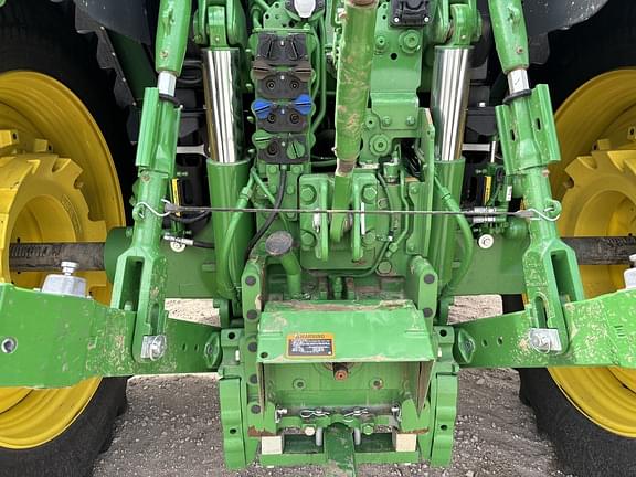 Image of John Deere 6R 175 equipment image 4