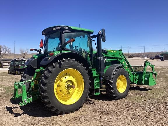 Image of John Deere 6R 175 equipment image 4