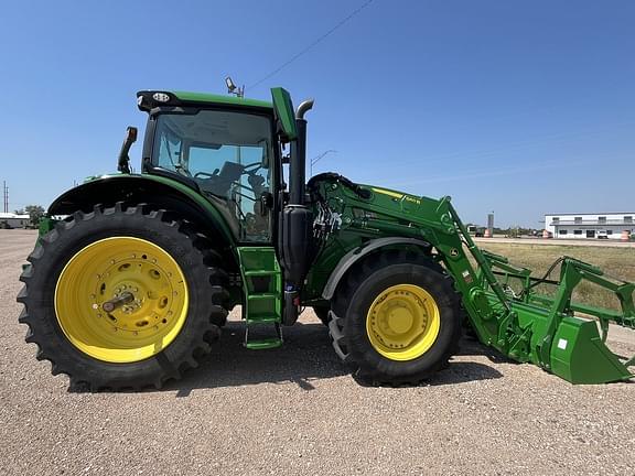 Image of John Deere 6R 175 equipment image 4