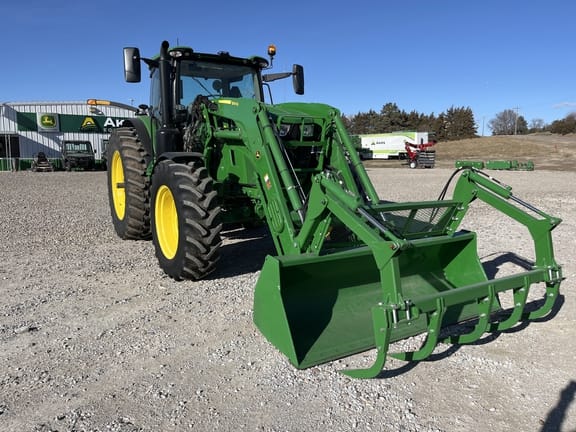 Main image John Deere 6R 195