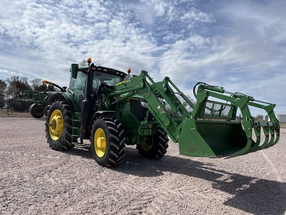 2022 John Deere 6R 195 Equipment Image0