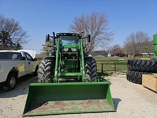 Main image John Deere 6R 215 1