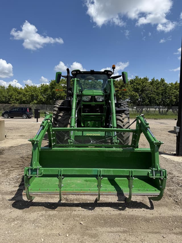 Image of John Deere 6R 215 equipment image 3