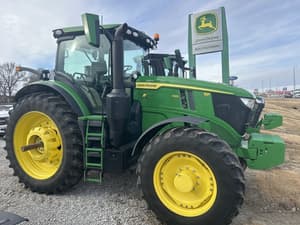 2022 John Deere 6R 230 Image