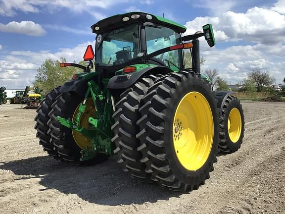 Image of John Deere 6R 230 equipment image 3