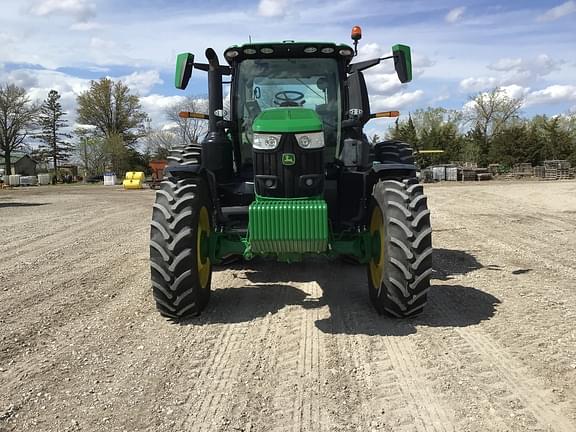 Image of John Deere 6R 230 equipment image 1