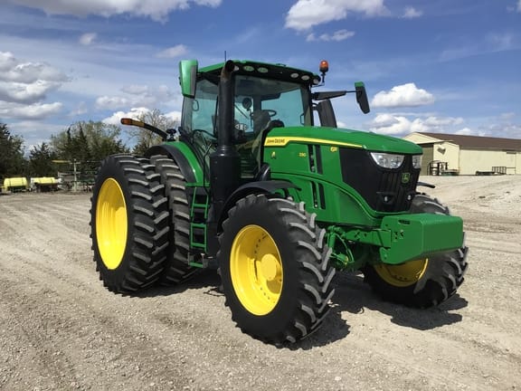 2022 John Deere 6R 230 Equipment Image0