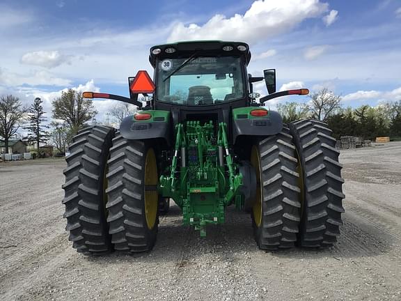 Image of John Deere 6R 230 equipment image 4