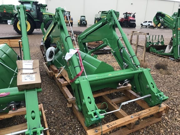 Main image John Deere 700M