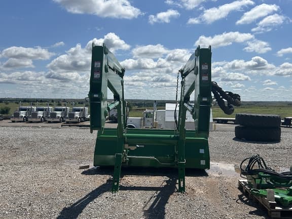 Image of John Deere 700M equipment image 2