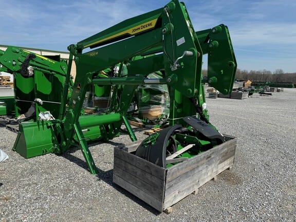 2022 John Deere 700M Equipment Image0