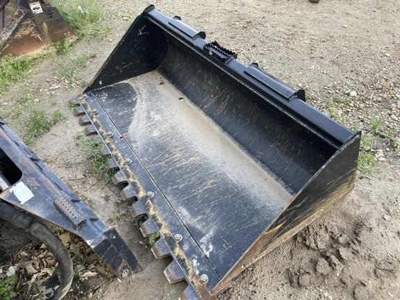 Image of John Deere 72C Primary image