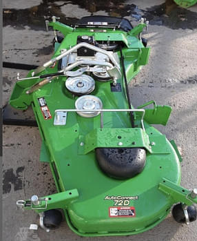 Image of John Deere 72D equipment image 3