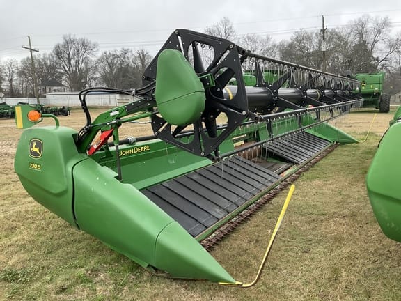 2022 John Deere 730D Equipment Image0