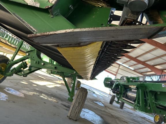 Image of John Deere 735D equipment image 2