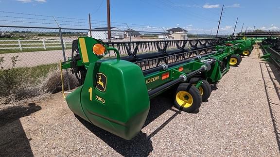 Image of John Deere 735D equipment image 3