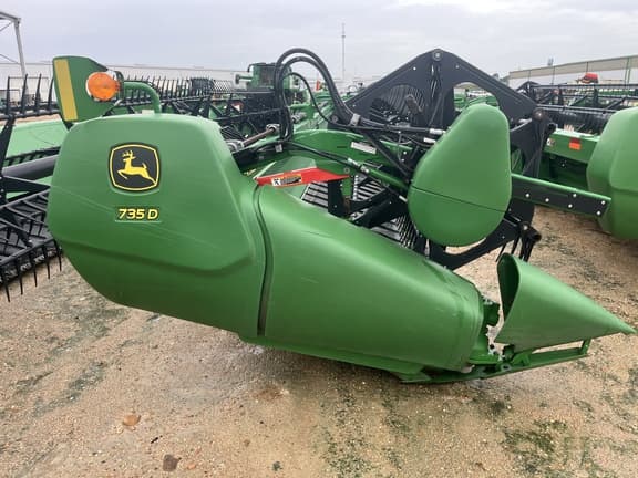 Image of John Deere 735D equipment image 4
