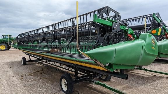 2022 John Deere 735D Equipment Image0