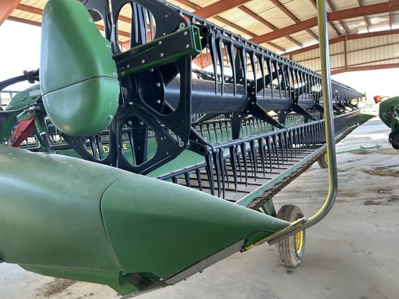 Image of John Deere 735D equipment image 1
