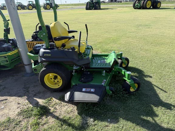 Image of John Deere Z735E equipment image 4