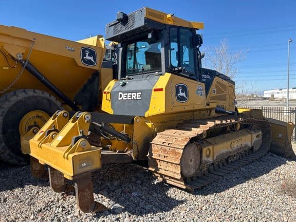 Image of John Deere 750L LGP equipment image 4