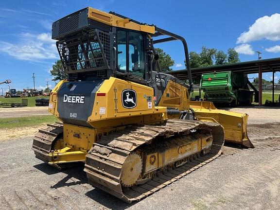 Image of John Deere 750L equipment image 2