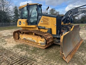 2022 John Deere 750L Image