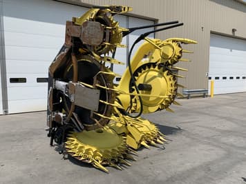 Main image John Deere 770