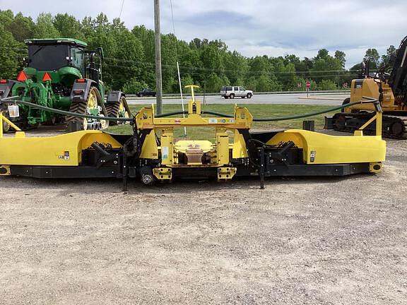 Image of John Deere 770 equipment image 4