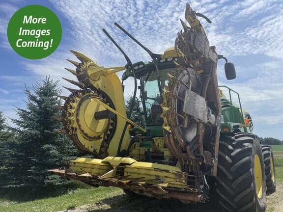 Image of John Deere 770 Primary Image