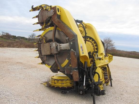 Image of John Deere 770 equipment image 4