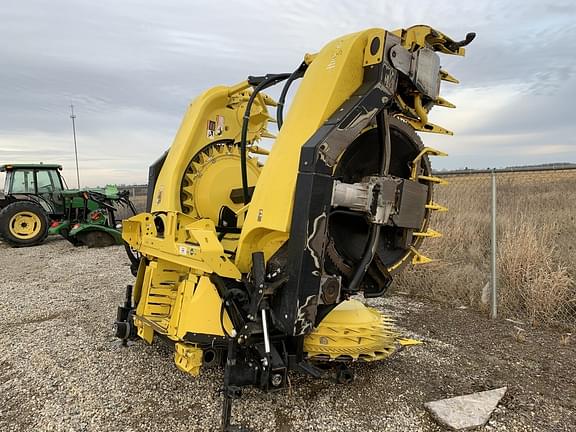 Image of John Deere 770 equipment image 2