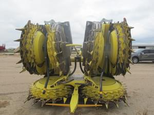 2022 John Deere 772 Image