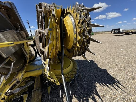 Image of John Deere 772D equipment image 4