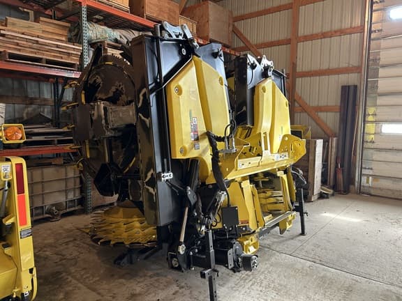 Image of John Deere 772 equipment image 2