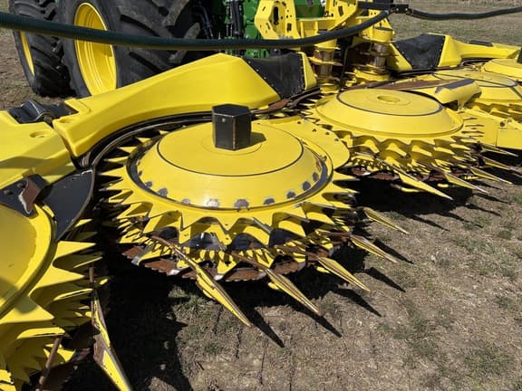 Image of John Deere 772 equipment image 2