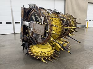 2022 John Deere 772 Image