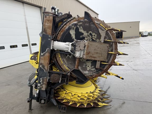 Image of John Deere 772 equipment image 1